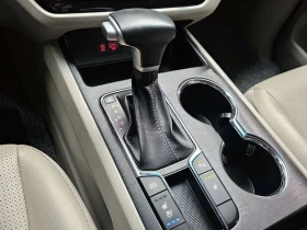 Kia Carnival 4th Gen 9-Seater Luxury, снимка 8
