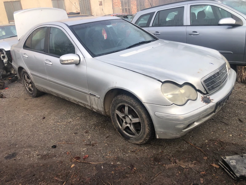 Mercedes-Benz C 200 C200 kompresor, снимка 2 - Автомобили и джипове - 39720430