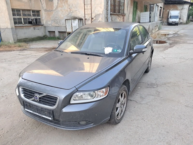 Volvo S40 2.0D, снимка 2 - Автомобили и джипове - 46362479