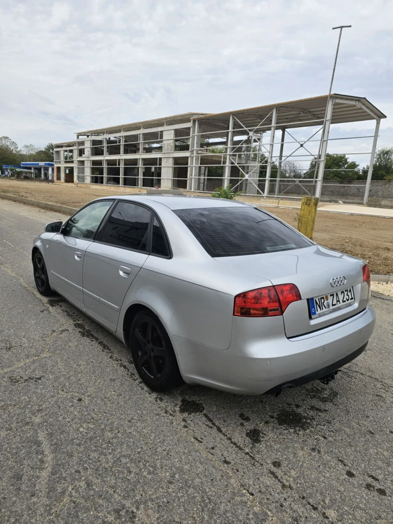 Audi A4 2.0, снимка 6 - Автомобили и джипове - 47545131