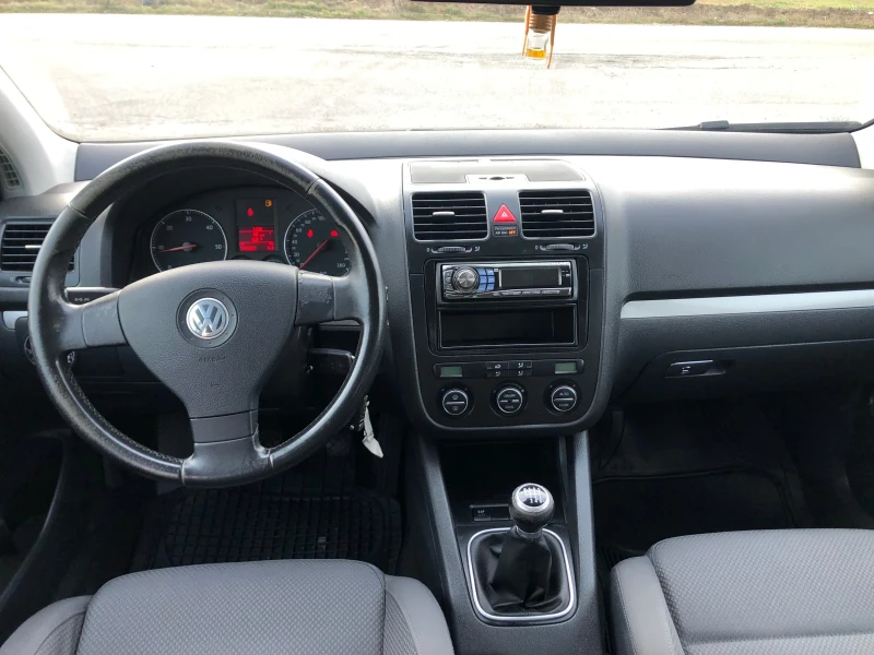 VW Golf 2.0TDI 4MOTION, снимка 10 - Автомобили и джипове - 48233571