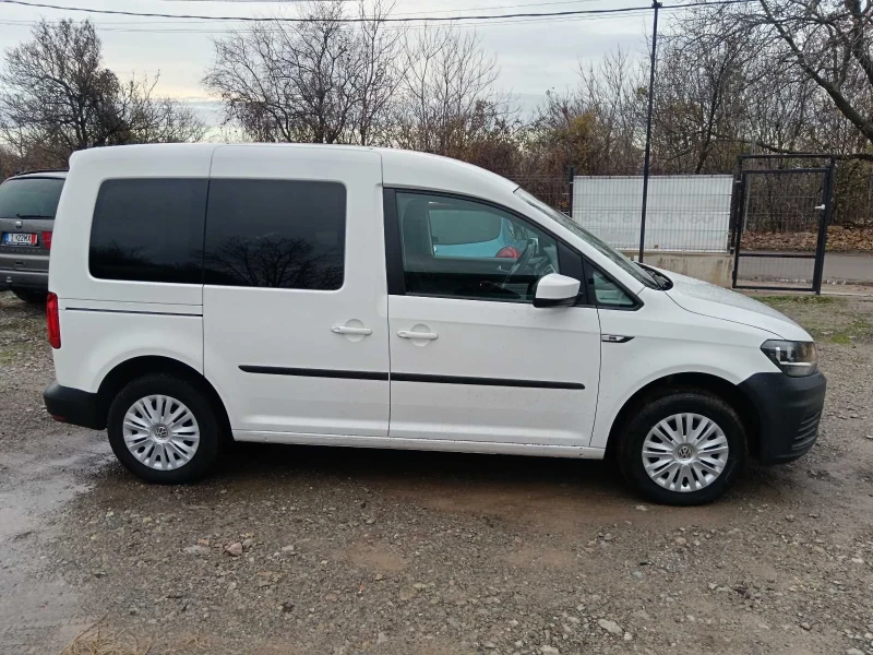 VW Caddy 2.0TDI, снимка 3 - Автомобили и джипове - 48275558