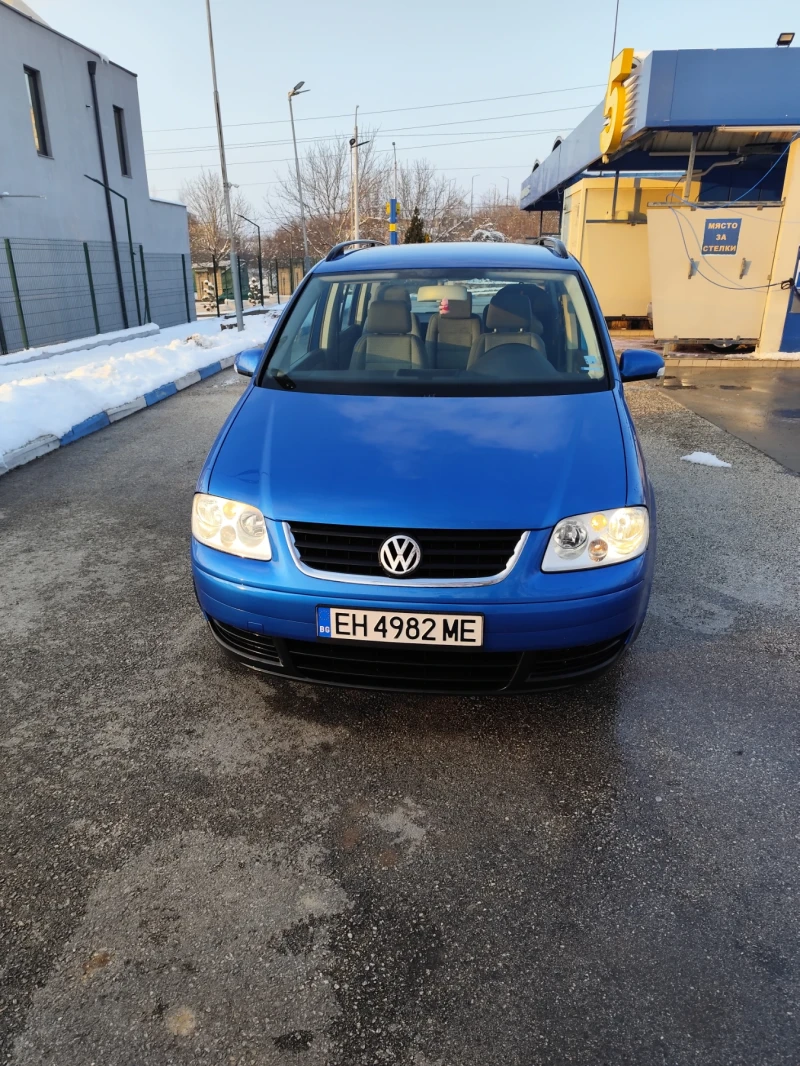 VW Touran, снимка 1 - Автомобили и джипове - 49198934