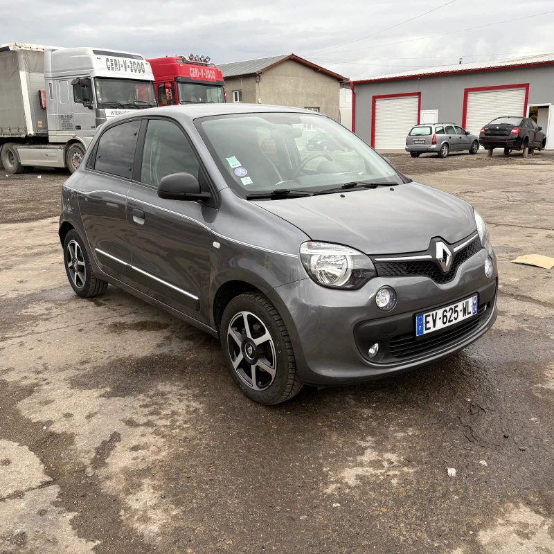 Renault Twingo, снимка 2 - Автомобили и джипове - 49339611