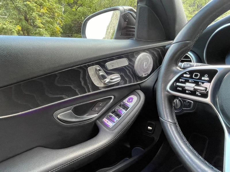 Mercedes-Benz C 300 C 300 4 Matik VIAR 360 kamera, снимка 3 - Автомобили и джипове - 52434473