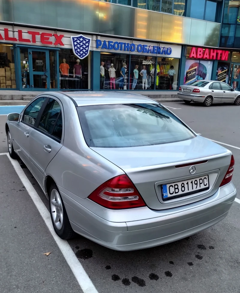 Mercedes-Benz 220 DIESEL, снимка 4 - Автомобили и джипове - 52527048