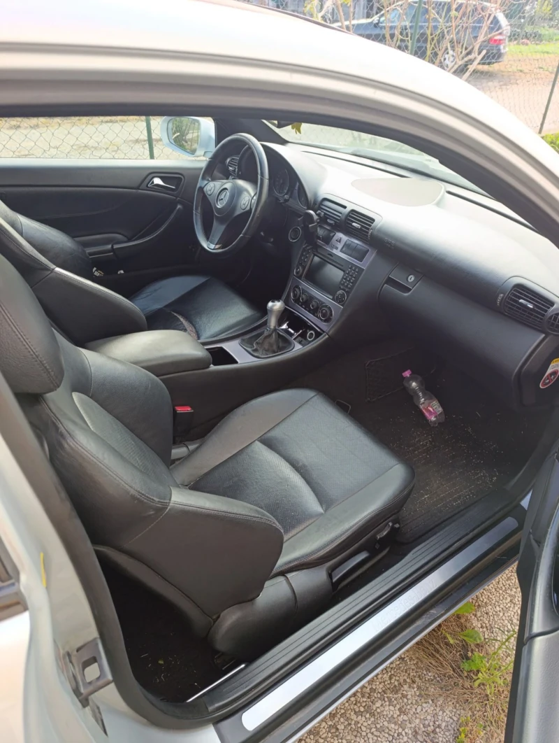 Mercedes-Benz CLC 220, снимка 4 - Автомобили и джипове - 52870350