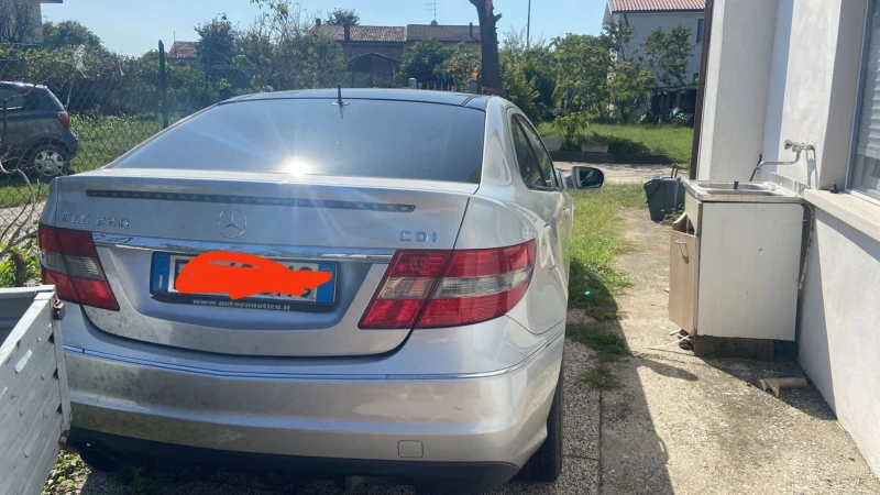 Mercedes-Benz CLC 220, снимка 11 - Автомобили и джипове - 52870350