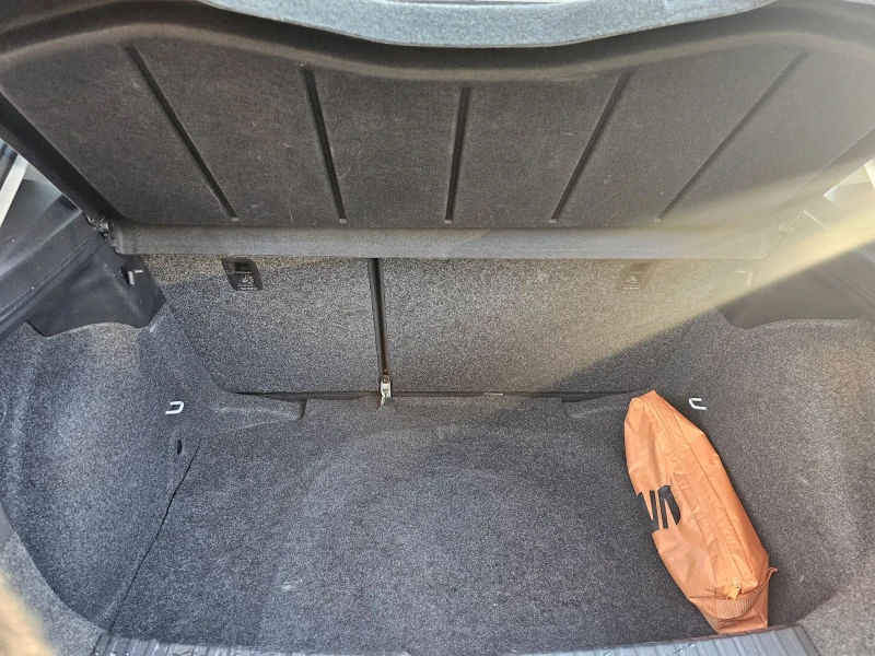 Seat Ibiza 1.6 TDI 95hp 75000км, снимка 9 - Автомобили и джипове - 53123796