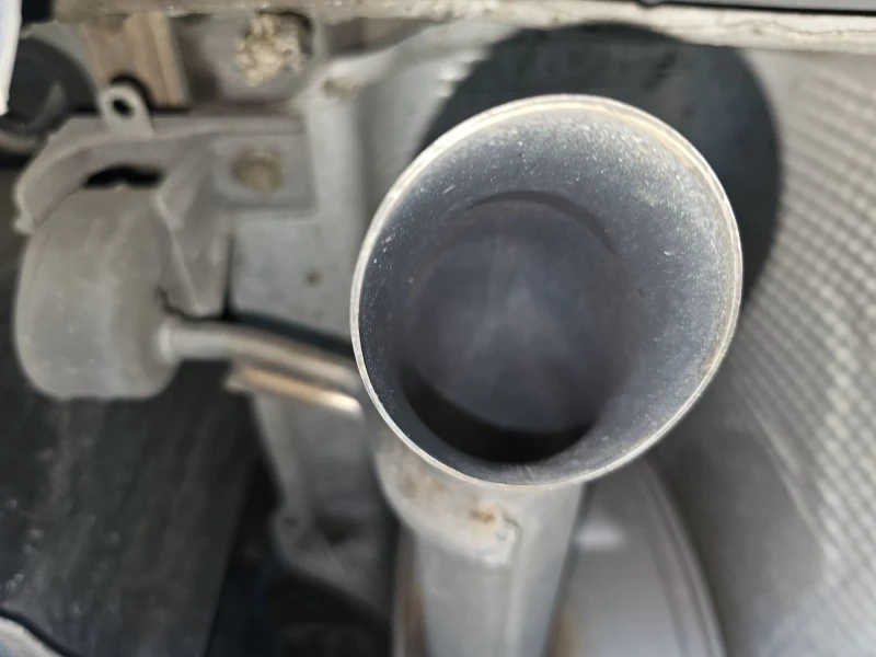 Seat Ibiza 1.6 TDI 95hp 75000км, снимка 15 - Автомобили и джипове - 53123796