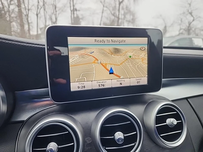 Mercedes-Benz C 400 4MATIC, снимка 10 - Автомобили и джипове - 53192932