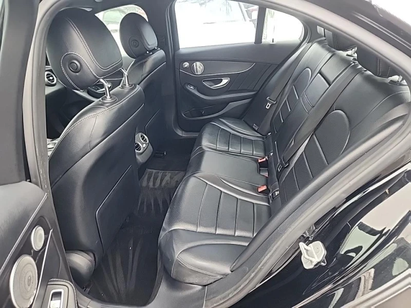 Mercedes-Benz C 400 4MATIC, снимка 12 - Автомобили и джипове - 53192932