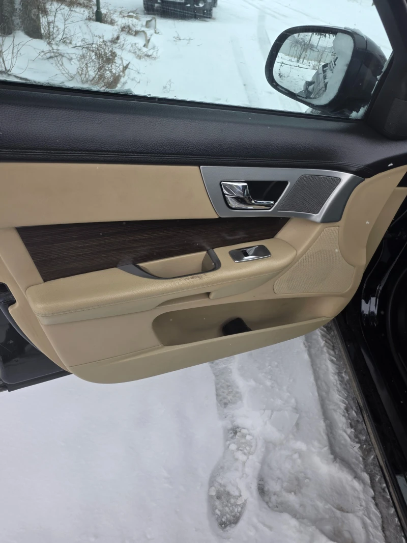 Jaguar Xf 2.2, снимка 9 - Автомобили и джипове - 53457763
