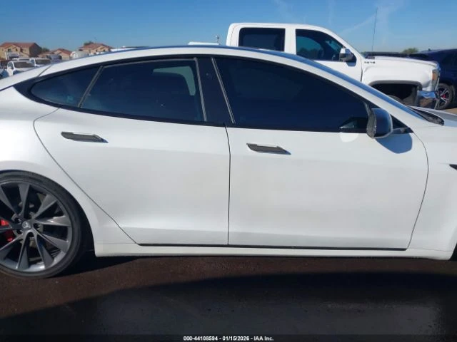 Tesla Model S PERFORMANCE DUAL MOTOR ALL-WHEEL DRIVE - изображение 7