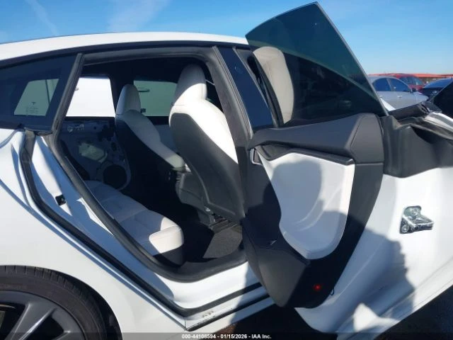 Tesla Model S PERFORMANCE DUAL MOTOR ALL-WHEEL DRIVE | Mobile.bg � ����������� 11