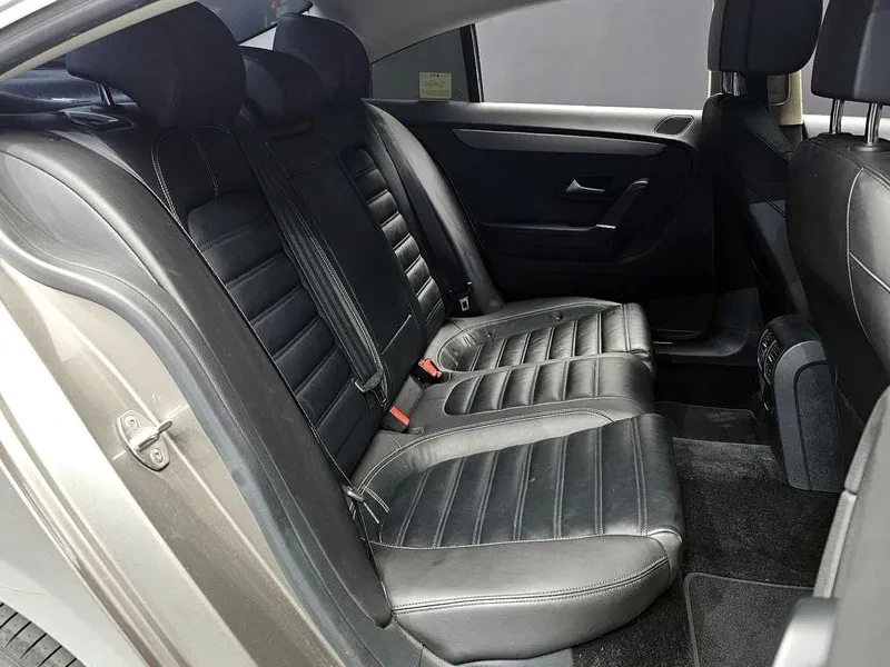 VW CC 2.0 TDI 4Motion, снимка 12 - Автомобили и джипове - 54303469