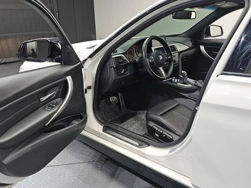 BMW 320 (F30) 320D xDrive Touring M Sports | Mobile.bg � ����������� 10