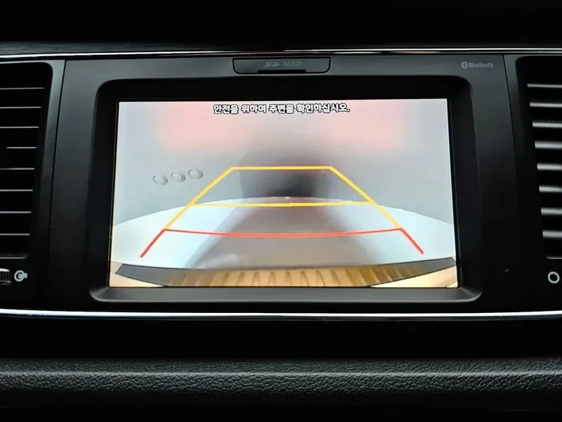 Kia Carnival 4th Gen 9-Seater Luxury, снимка 14 - Автомобили и джипове - 55172425