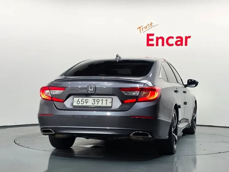 Honda Accord 2.0 Turbo Sports, снимка 4 - Автомобили и джипове - 55841887