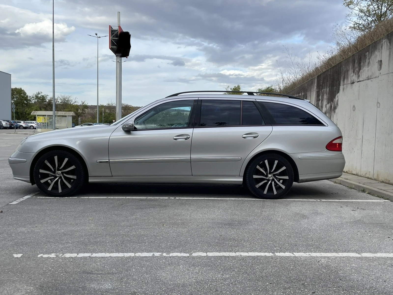 Mercedes-Benz E 320 Avantgarde LPG-KME-EURO-4 VOLL - изображение 4