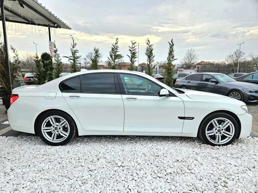 BMW 730 D XDRIVE FULL M PACK ПАНОРАМЕН ЛЮК ЛИЗИНГ 100% - изображение 8