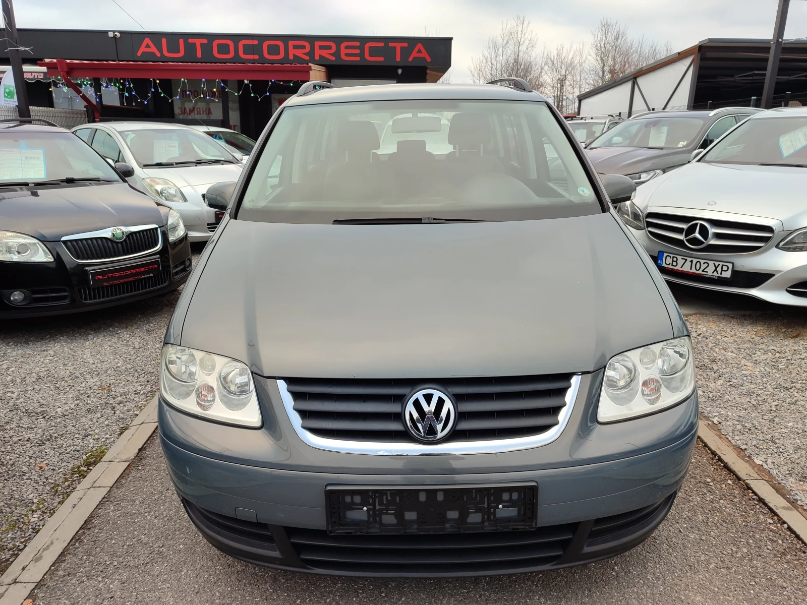 VW Touran 1.9TDI 105k.c  6c.k 7mesta Euro4 - изображение 2