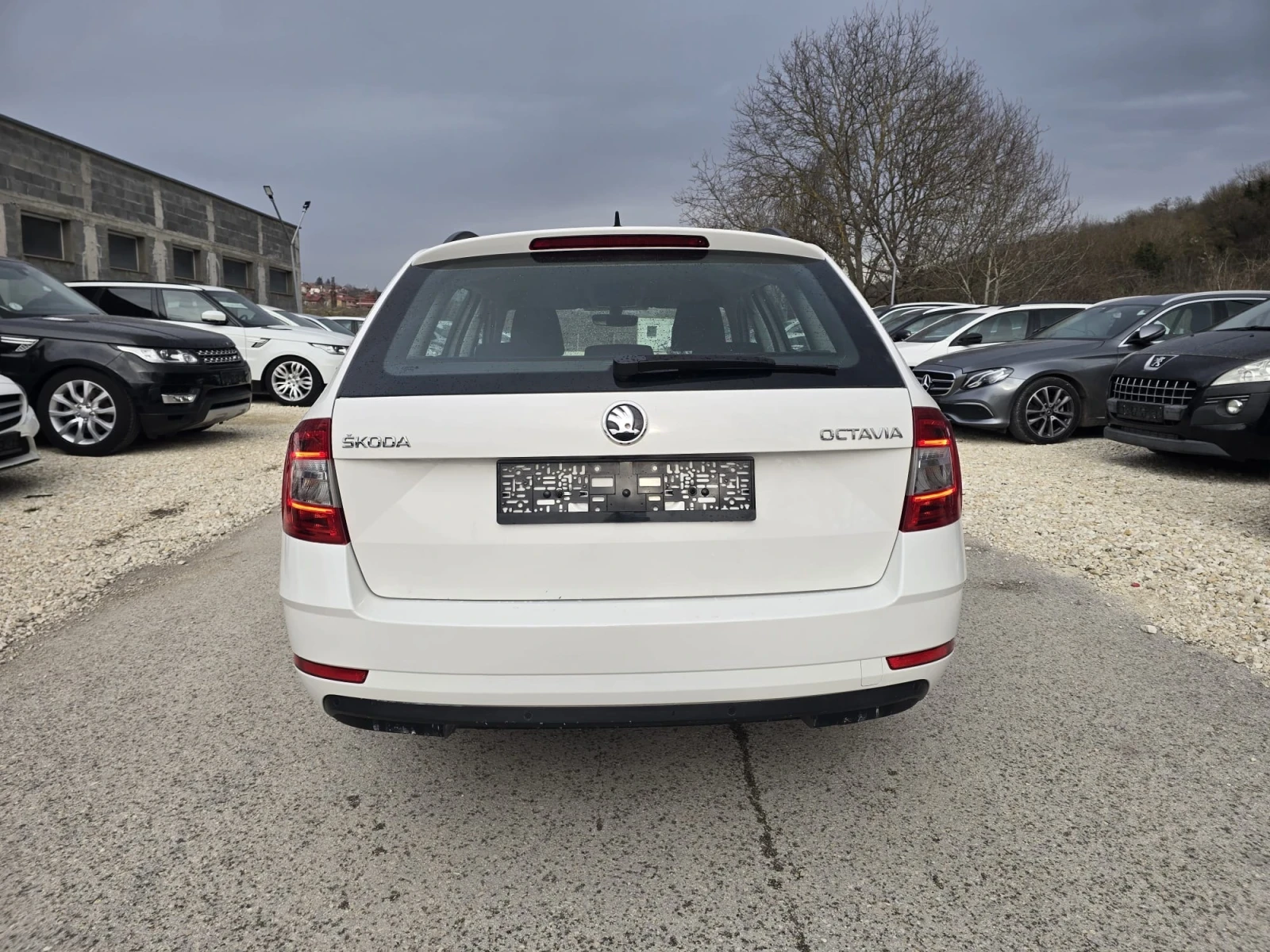 Skoda Octavia 2.0TDI - 150к.с. - изображение 8