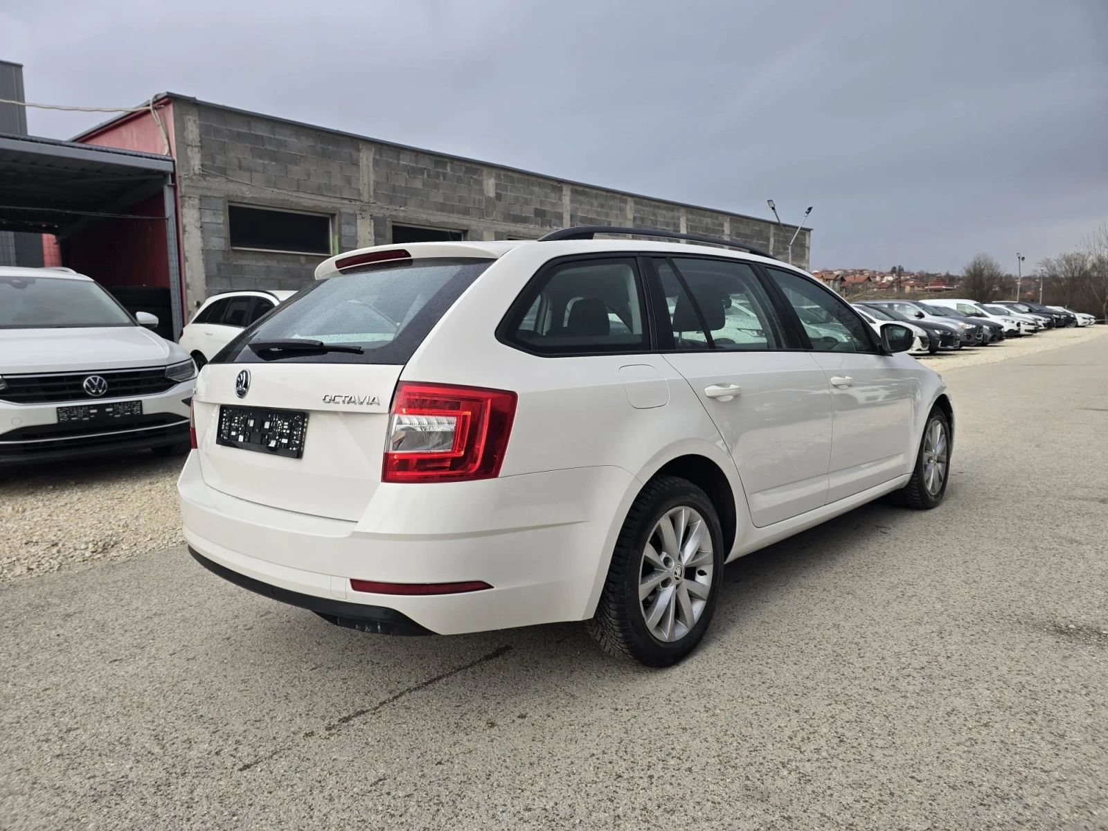 Skoda Octavia 2.0TDI - 150к.с. - изображение 4