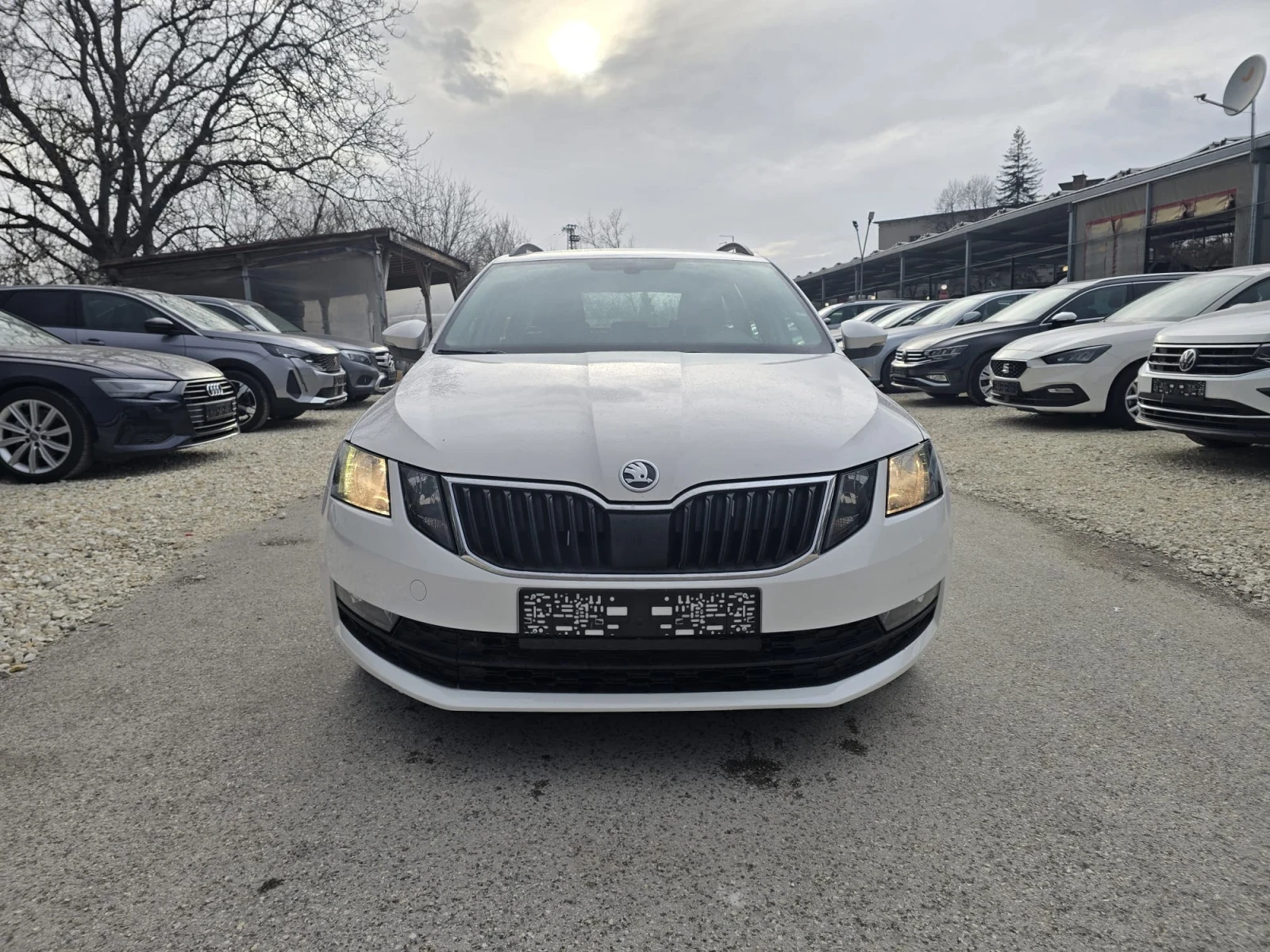 Skoda Octavia 2.0TDI - 150к.с. - изображение 3