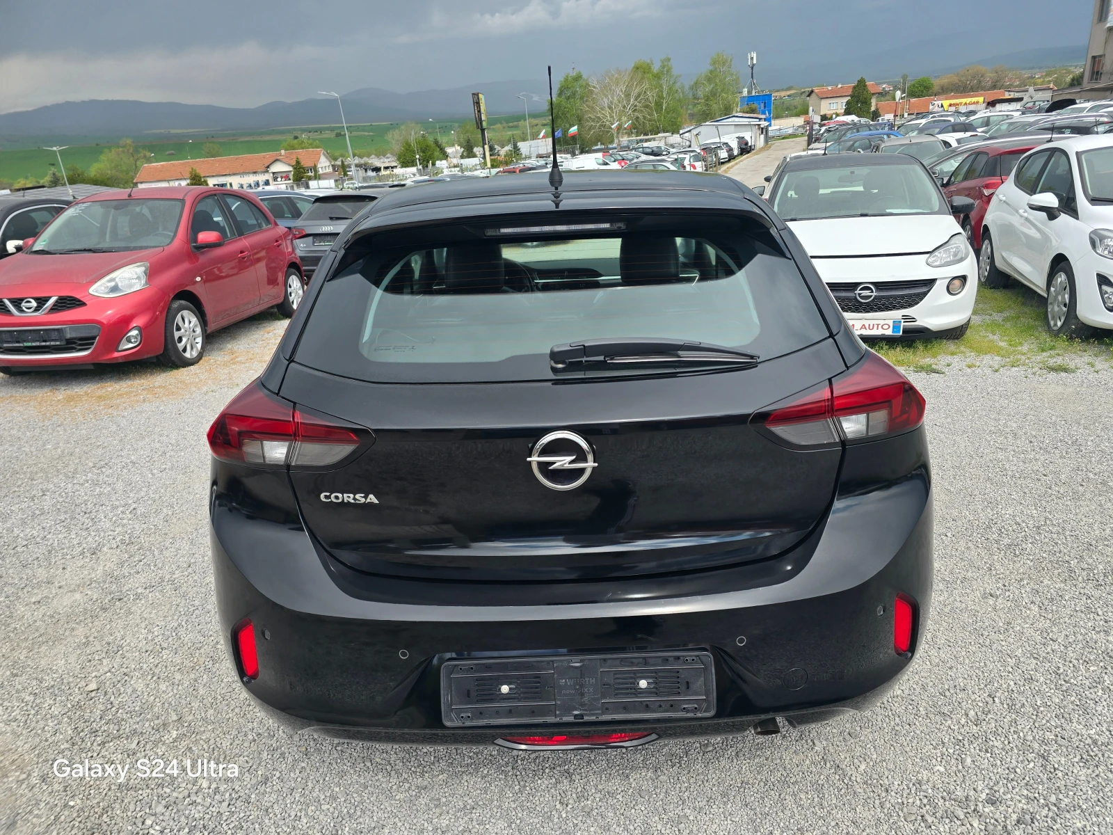 Opel Corsa 1.2i-110k.c-NAVI-ITALIA - изображение 6