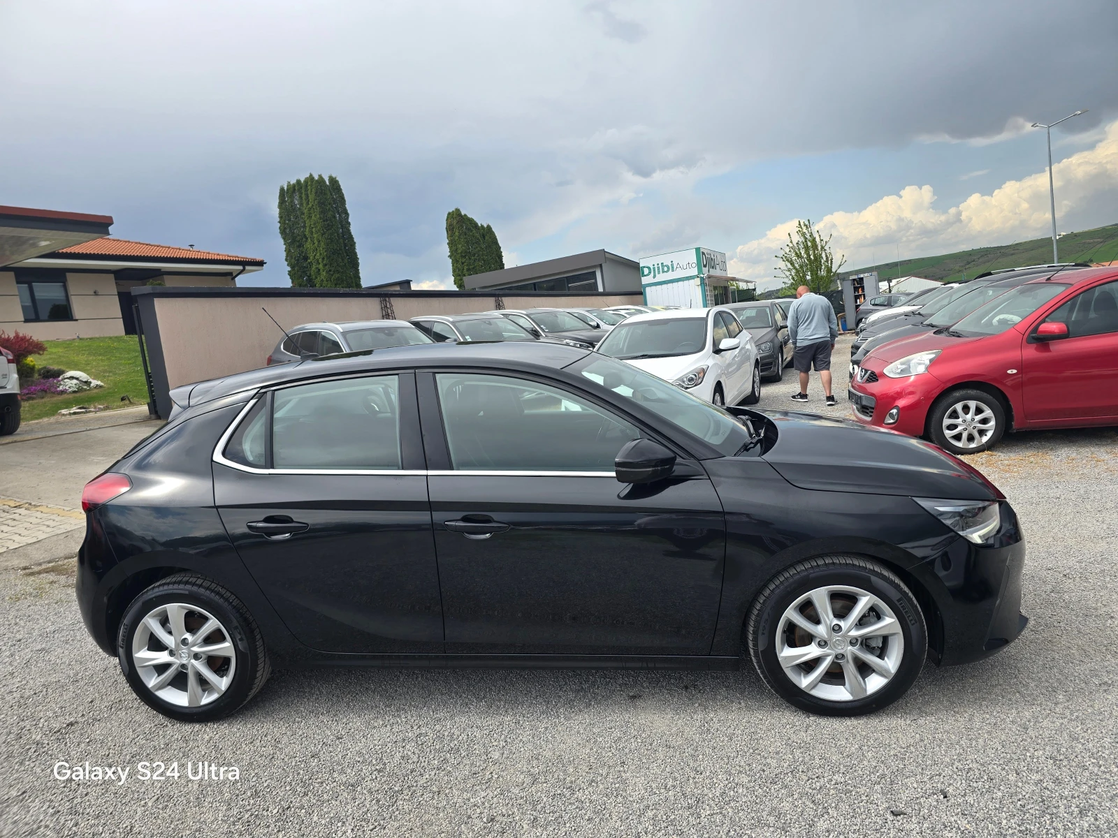 Opel Corsa 1.2i-110k.c-NAVI-ITALIA - изображение 4
