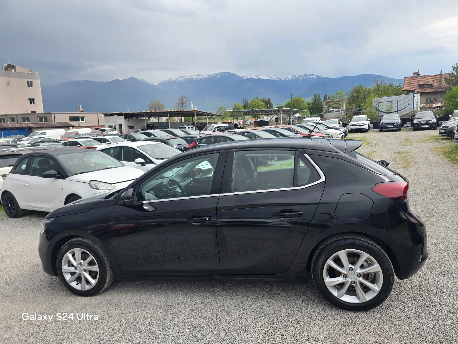 Opel Corsa 1.2i-110k.c-NAVI-ITALIA - изображение 8