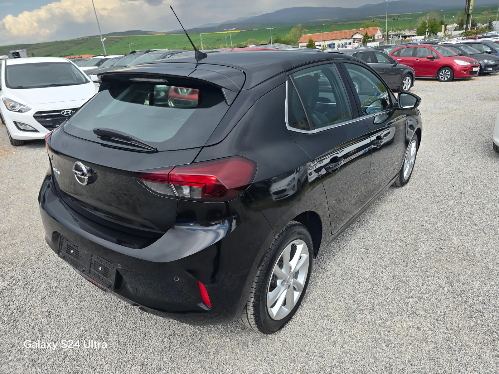 Opel Corsa 1.2i-110k.c-NAVI-ITALIA - изображение 5