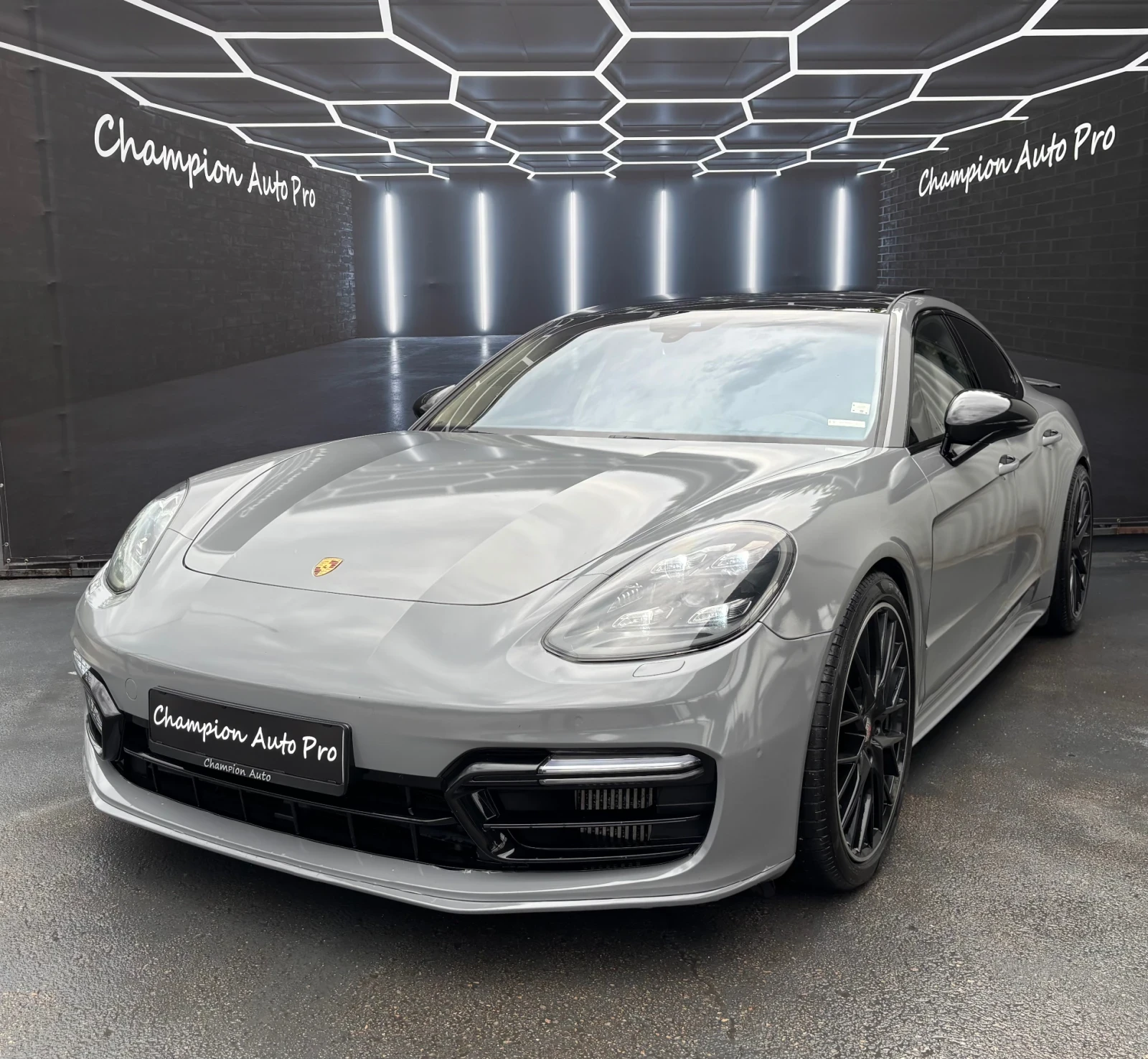 Porsche Panamera Turbo Full - изображение 2