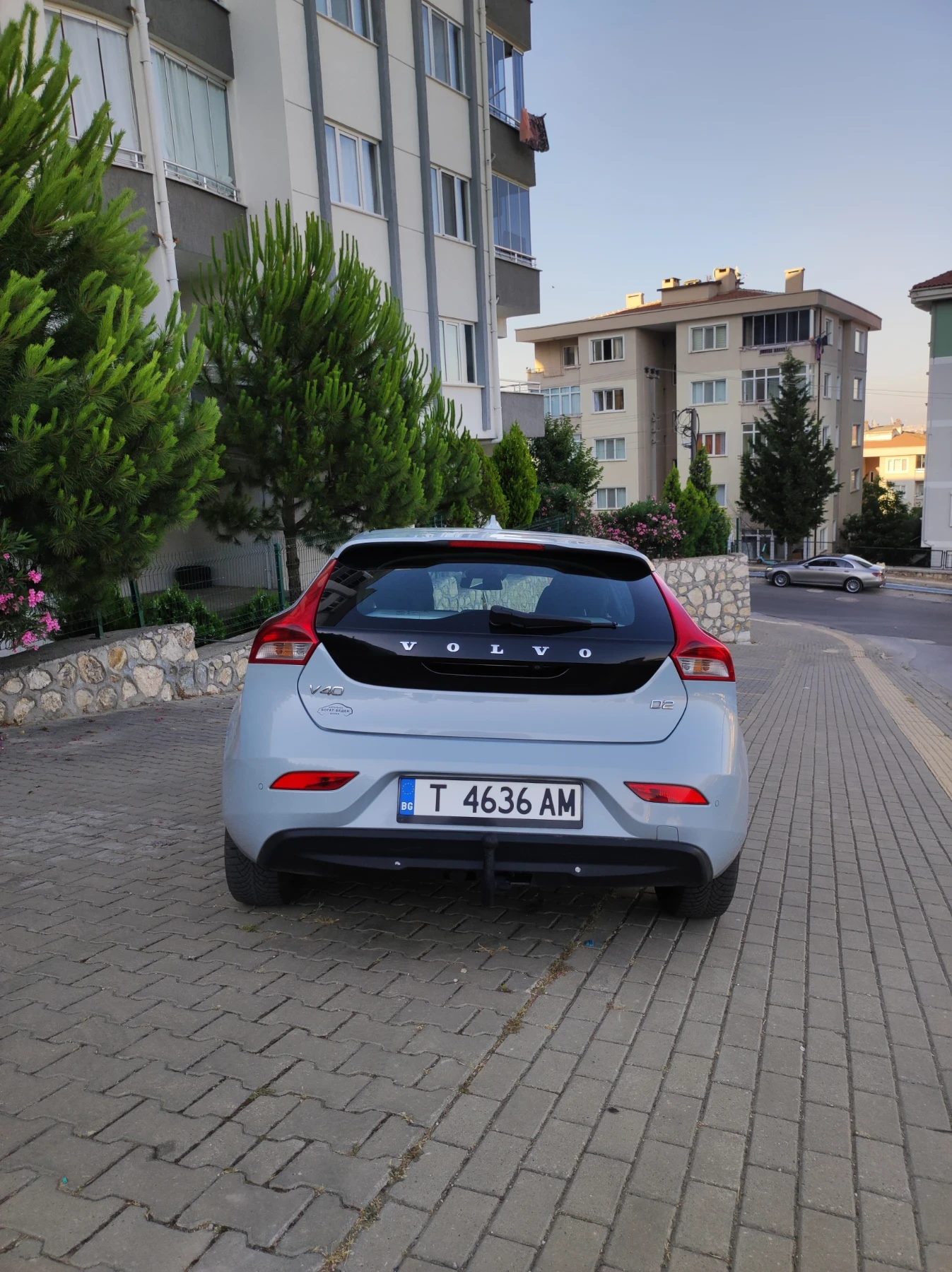 Volvo V40 Volvo V40 2014 1.6 D2 115 HP - изображение 4