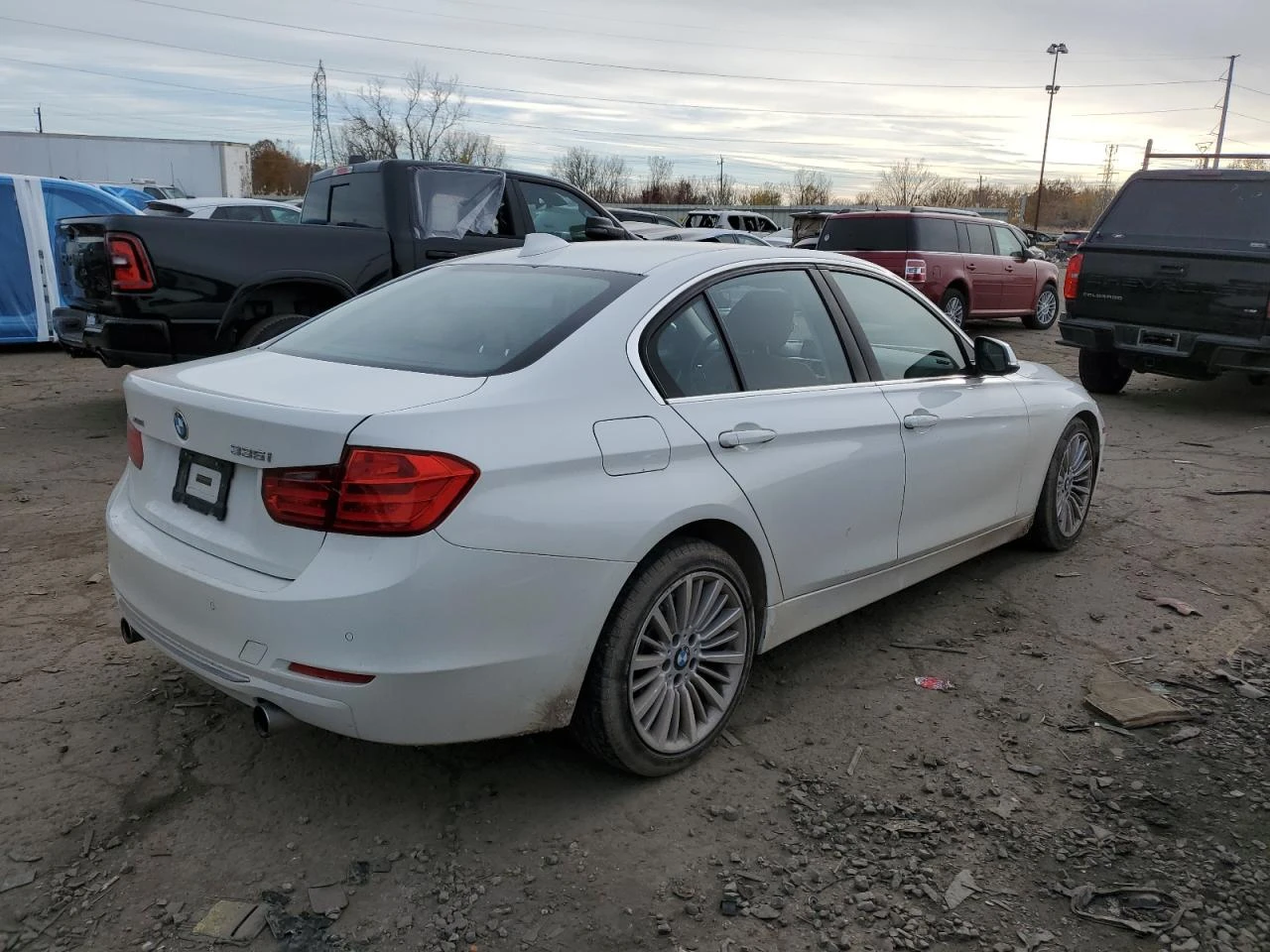 BMW 335 XI* HARMAN/KARDON* HEAD UP* 360* 113000KM!!! - изображение 6