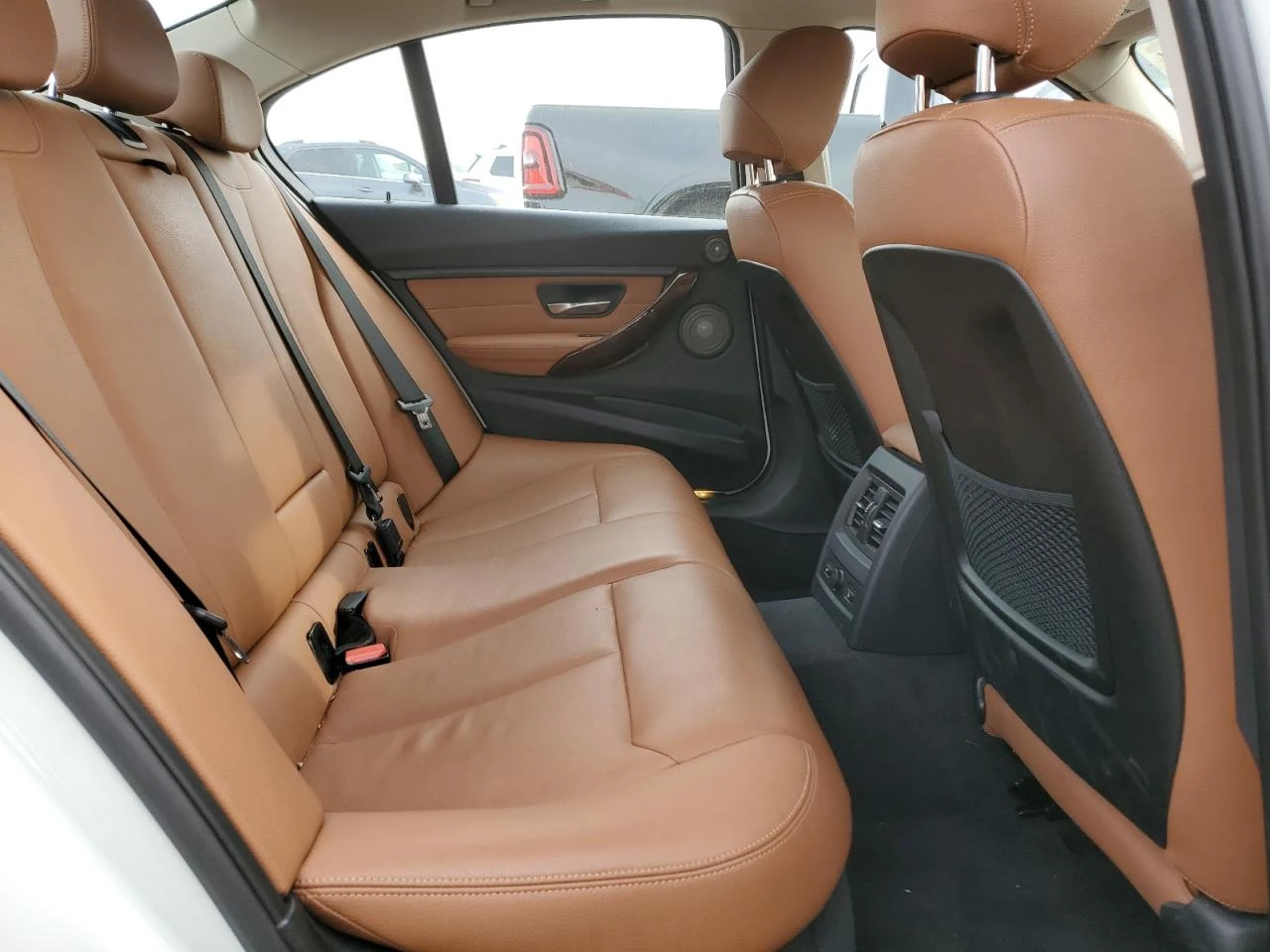 BMW 335 XI* HARMAN/KARDON* HEAD UP* 360* 113000KM!!! - изображение 10