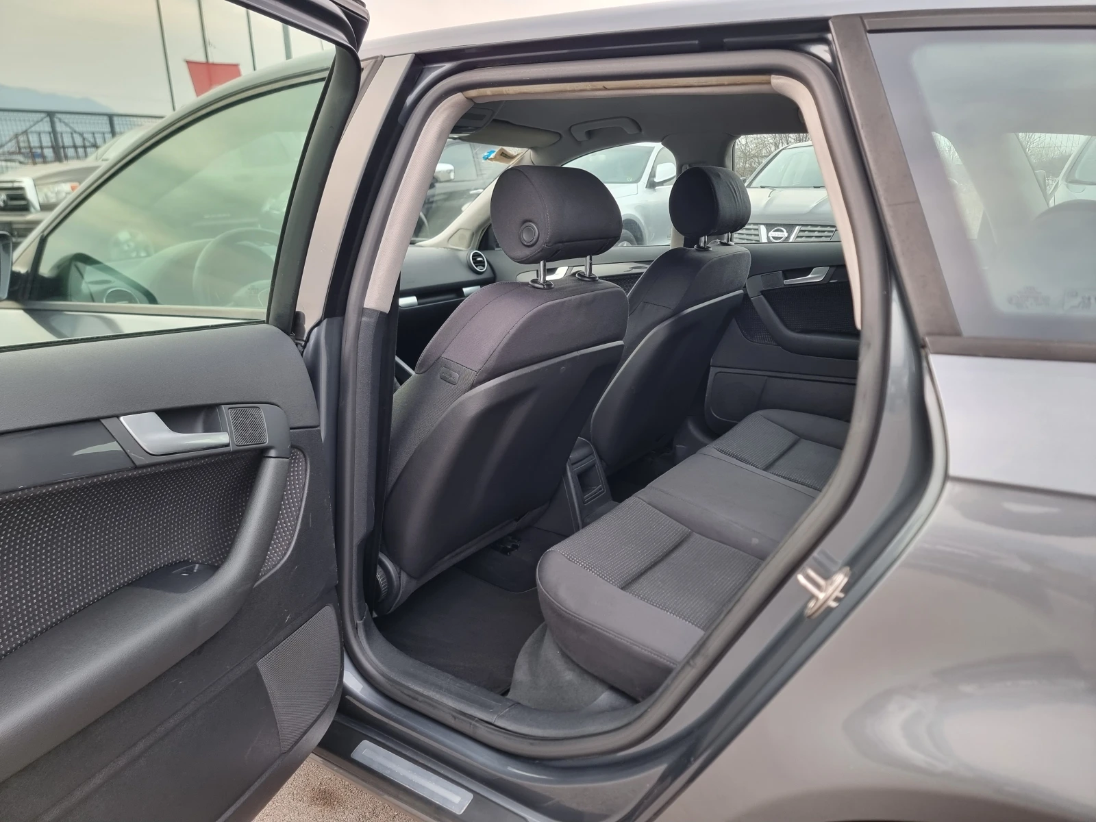 Audi A3 1.9TDI, снимка 11 - Автомобили и джипове - 53717094