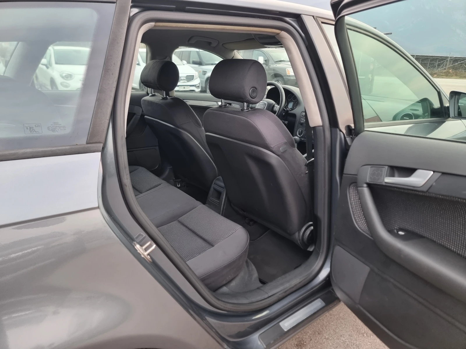 Audi A3 1.9TDI, снимка 14 - Автомобили и джипове - 53717094