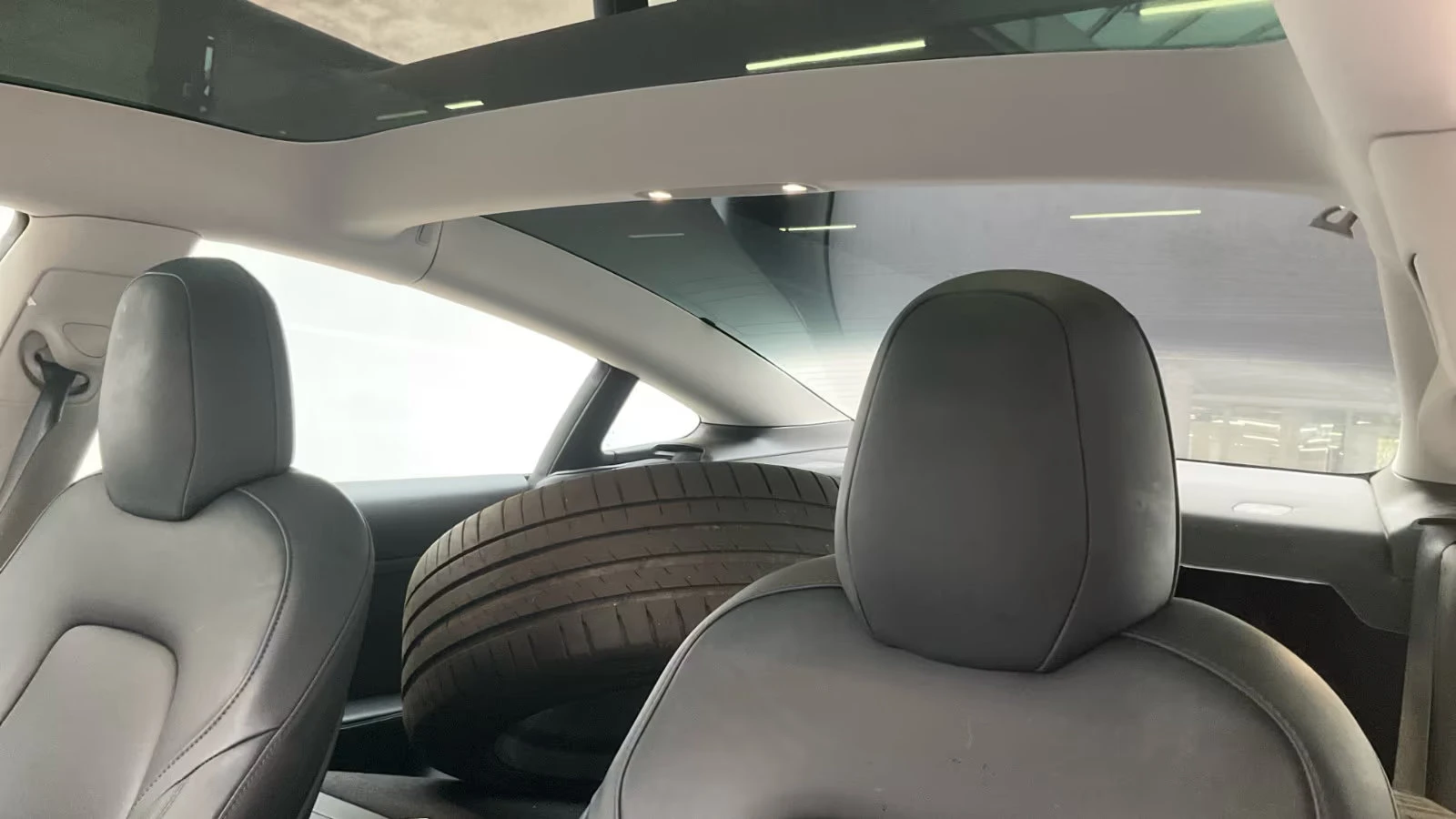 Tesla Model 3 CAM/325hp/60kWh/TERMOPUMP/NAVI/LED/268z, снимка 7 - Автомобили и джипове - 54108014