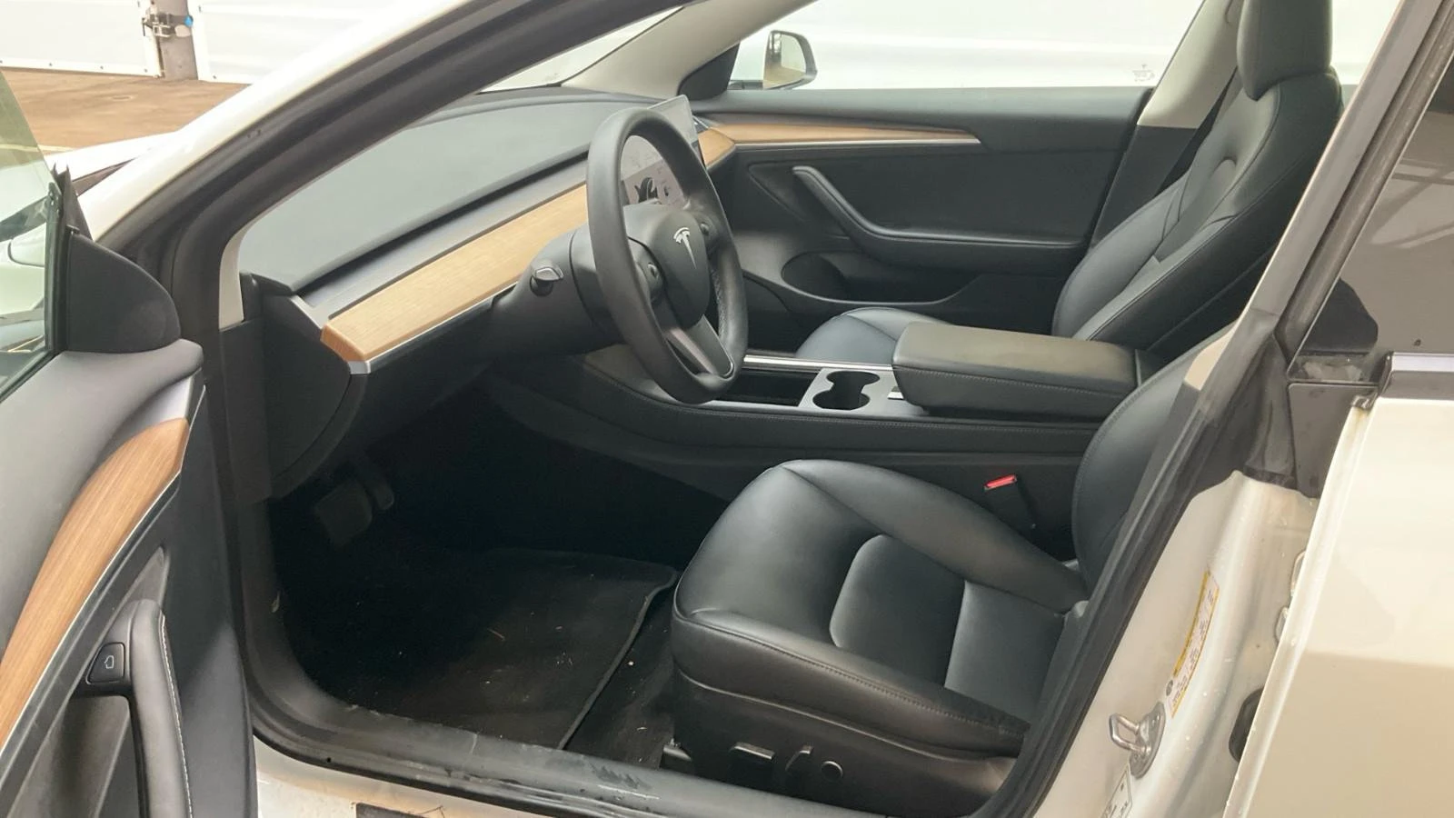 Tesla Model 3 CAM/325hp/60kWh/TERMOPUMP/NAVI/LED/268z, снимка 8 - Автомобили и джипове - 54108014