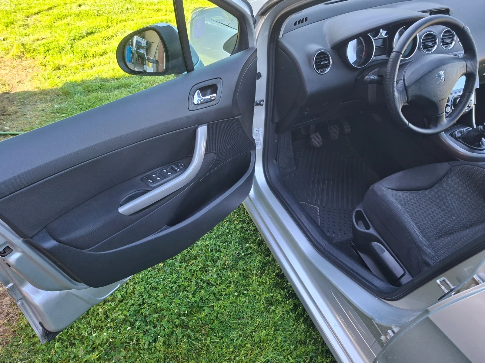 Peugeot 308, снимка 8 - Автомобили и джипове - 54334592