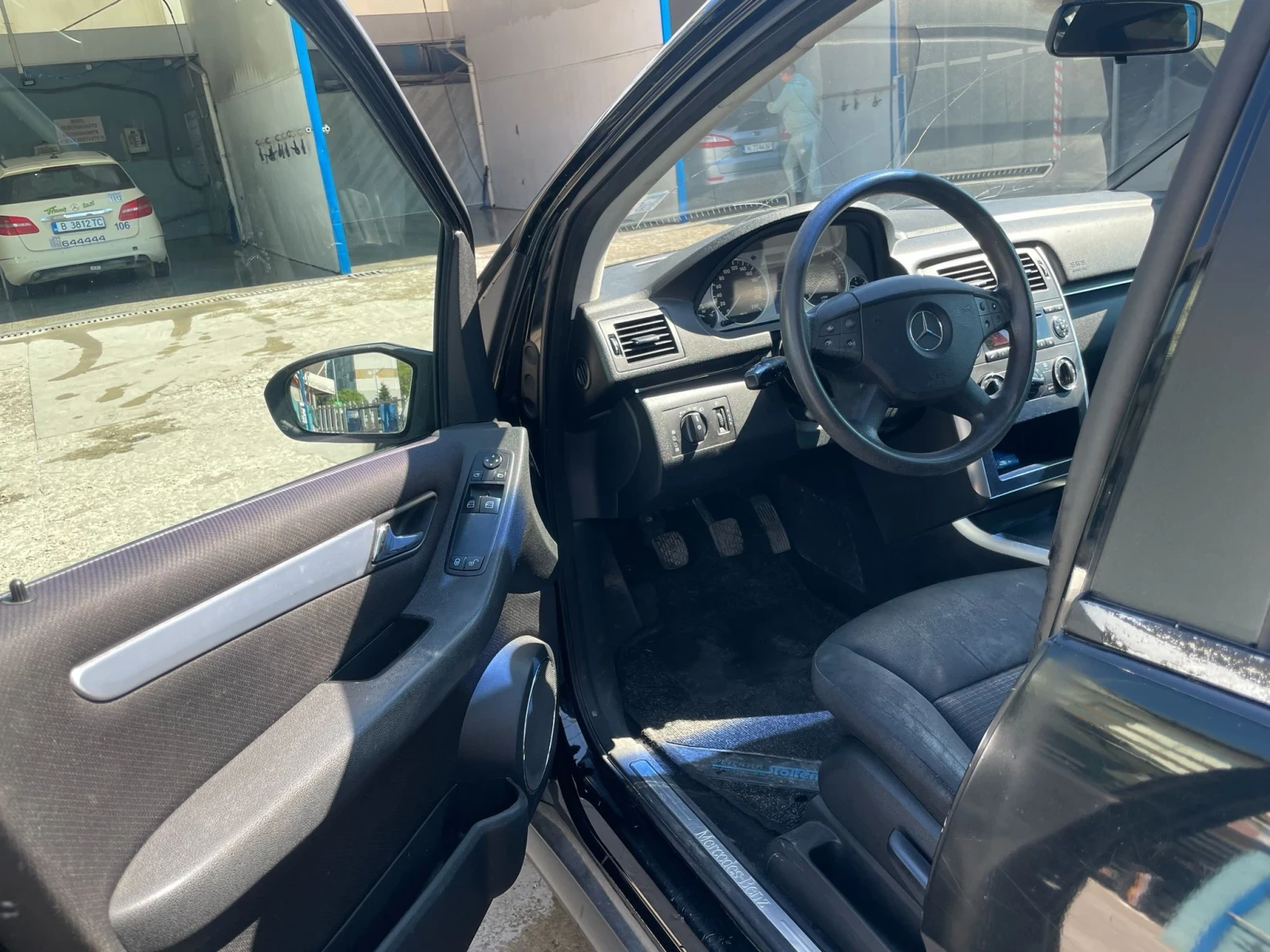 Mercedes-Benz B 150, снимка 5 - Автомобили и джипове - 54573652