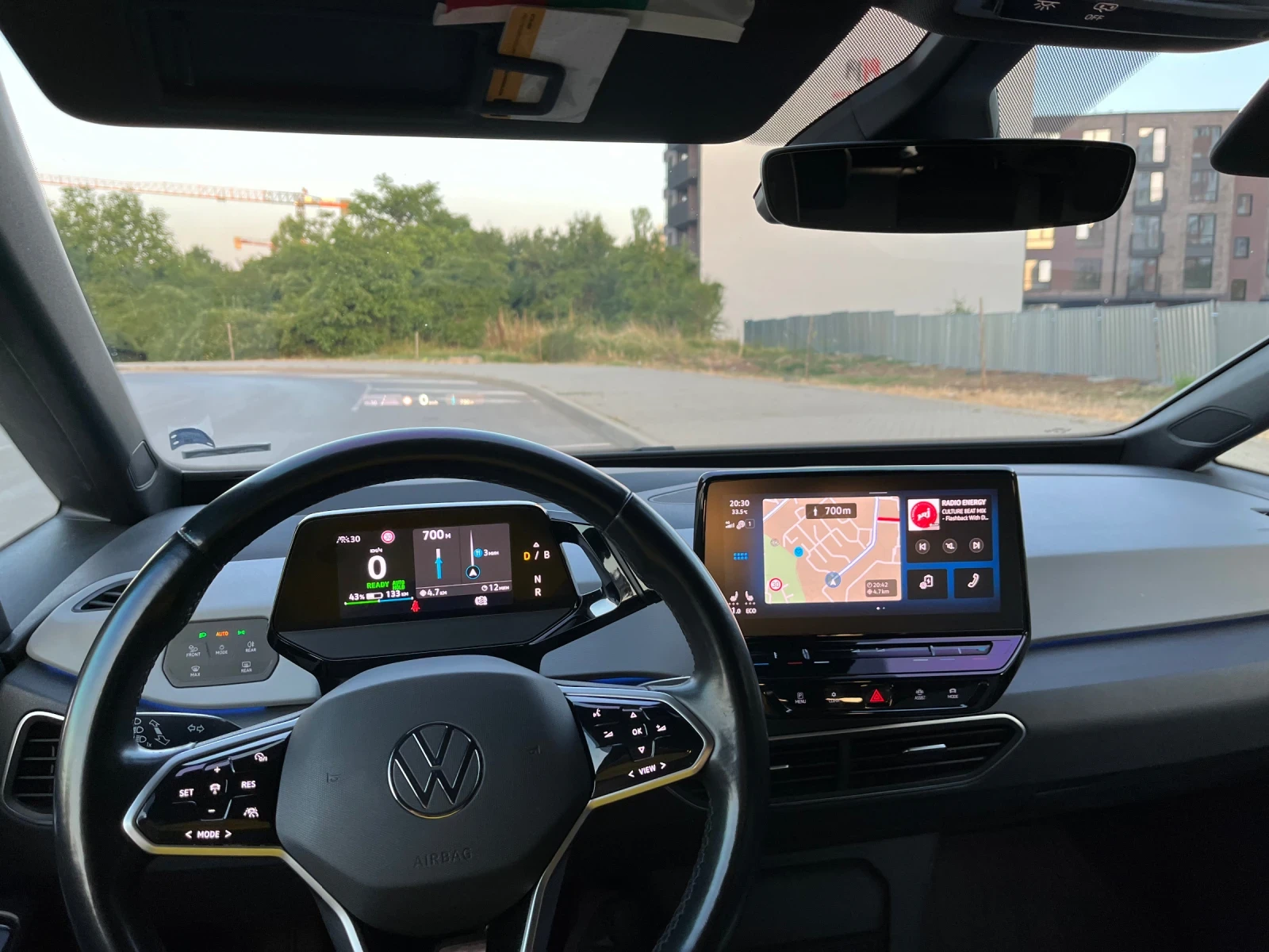 VW ID.3 Facelift Теглич Matrix ACC HUD Pano , снимка 11 - Автомобили и джипове - 54645514