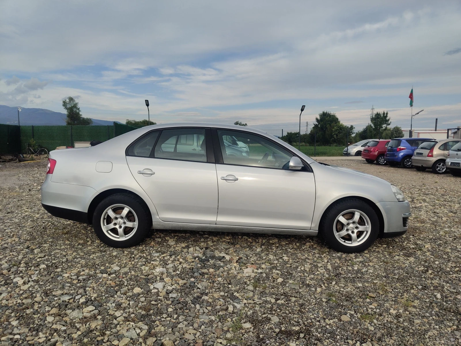 VW Jetta 1.6 i 102 | Mobile.bg � ����������� 7