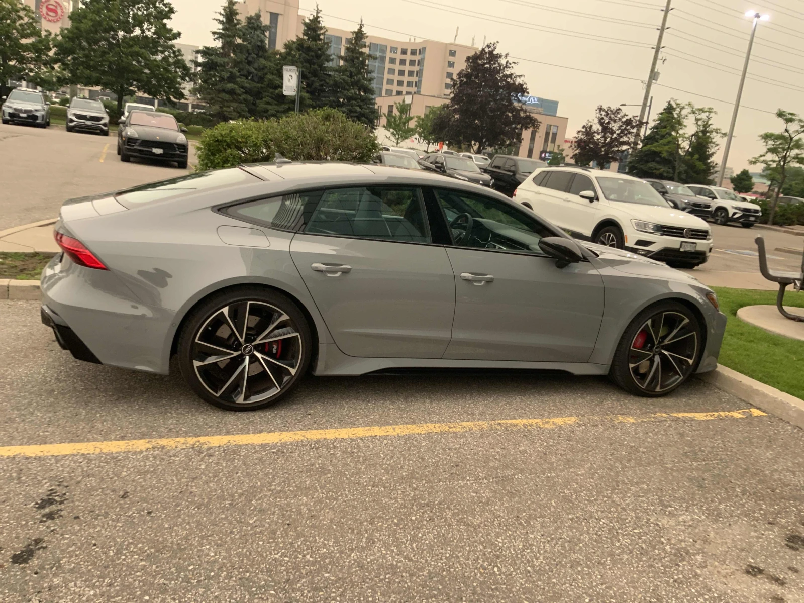 Audi Rs7 4.0 TFSI quattro / ПРОГНОЗНА ЦЕНА ДО БЪЛГАРИЯ, снимка 4 - Автомобили и джипове - 55308275
