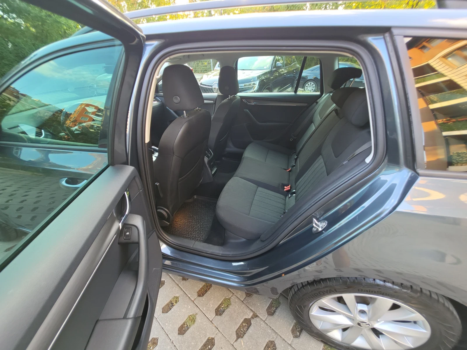 Skoda Octavia Vision, снимка 13 - Автомобили и джипове - 56229982