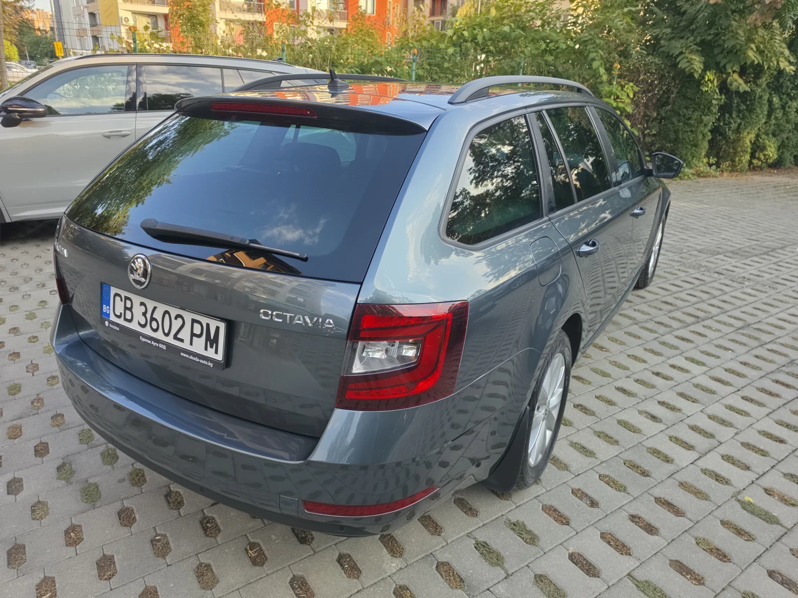 Skoda Octavia Vision, снимка 4 - Автомобили и джипове - 56229982