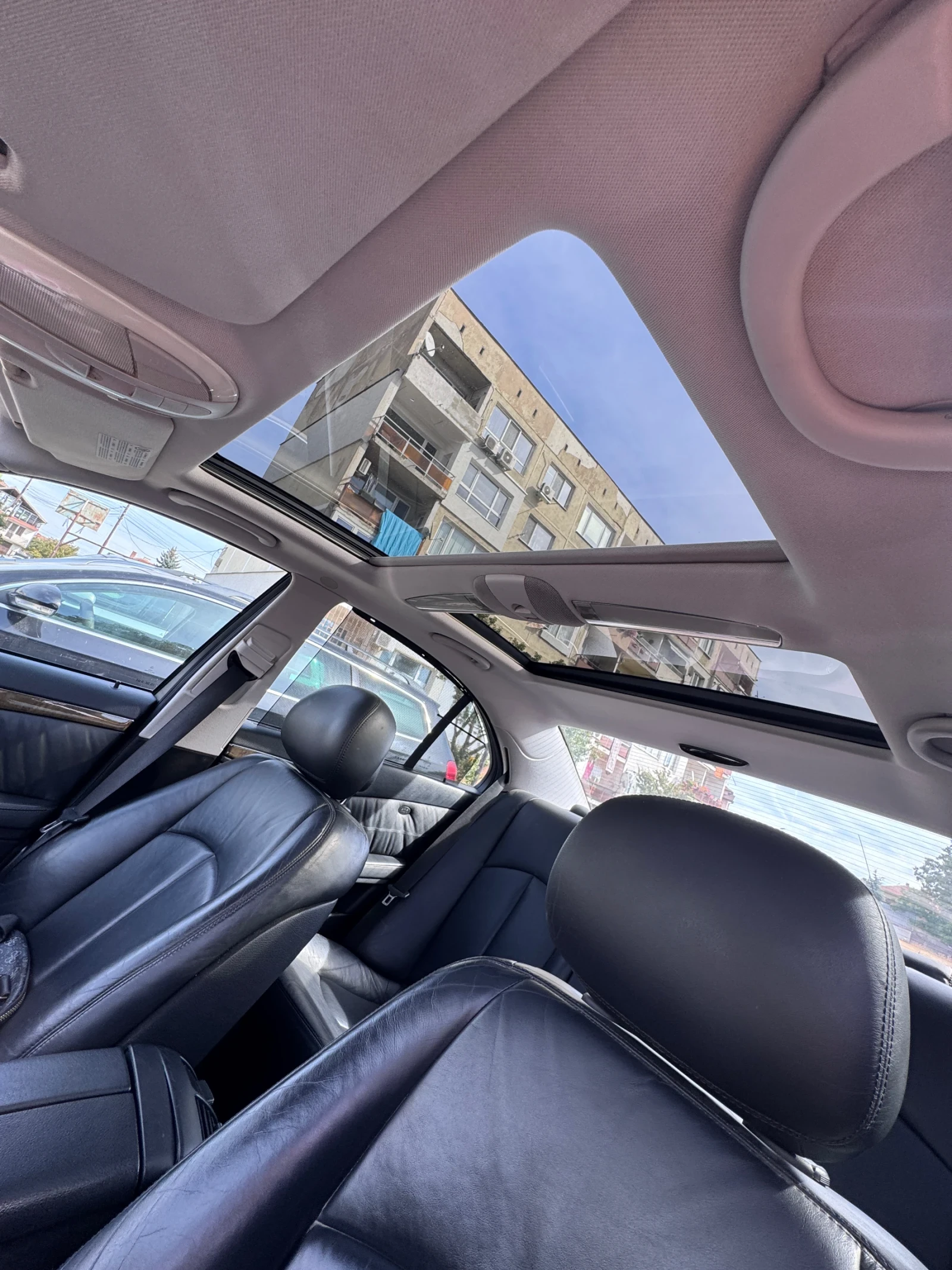 Mercedes-Benz E 350, снимка 12 - Автомобили и джипове - 56390737