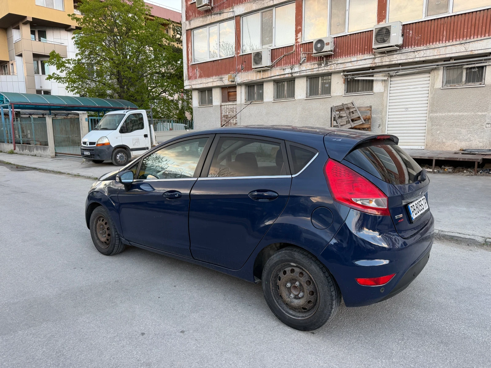 Ford Fiesta, снимка 6 - Автомобили и джипове - 56654093